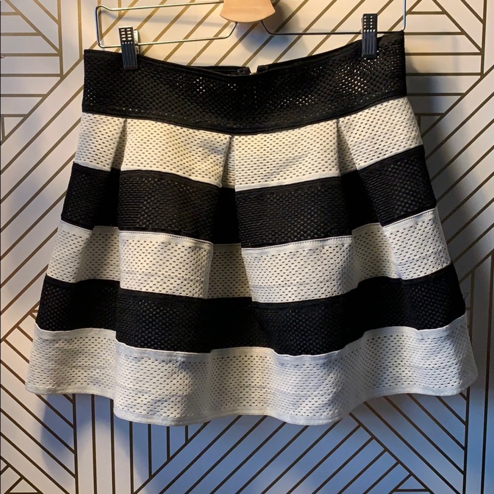Black & white mesh bandage cupcake skirt